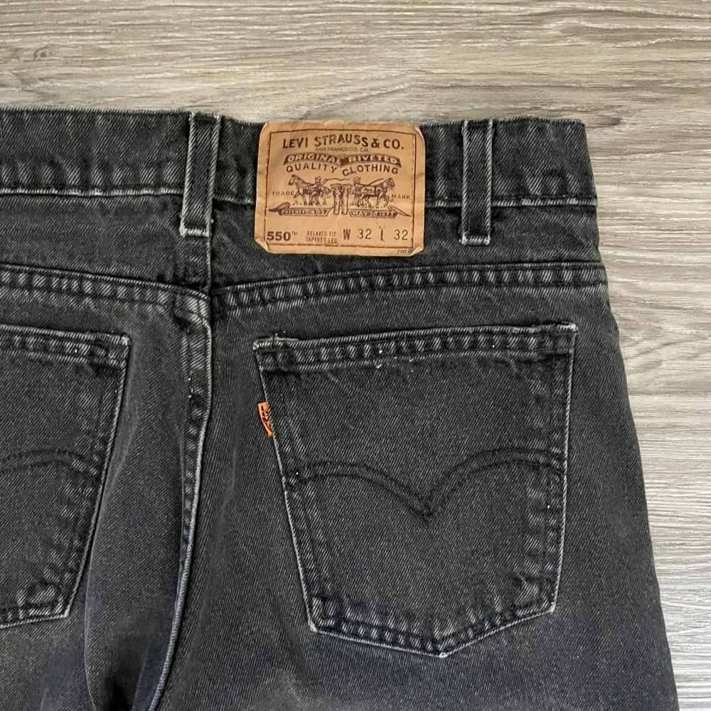 Vintage Levis 550 Orange Tab Relaxed Fit Tapered Black Jeans Made in USA 32x32